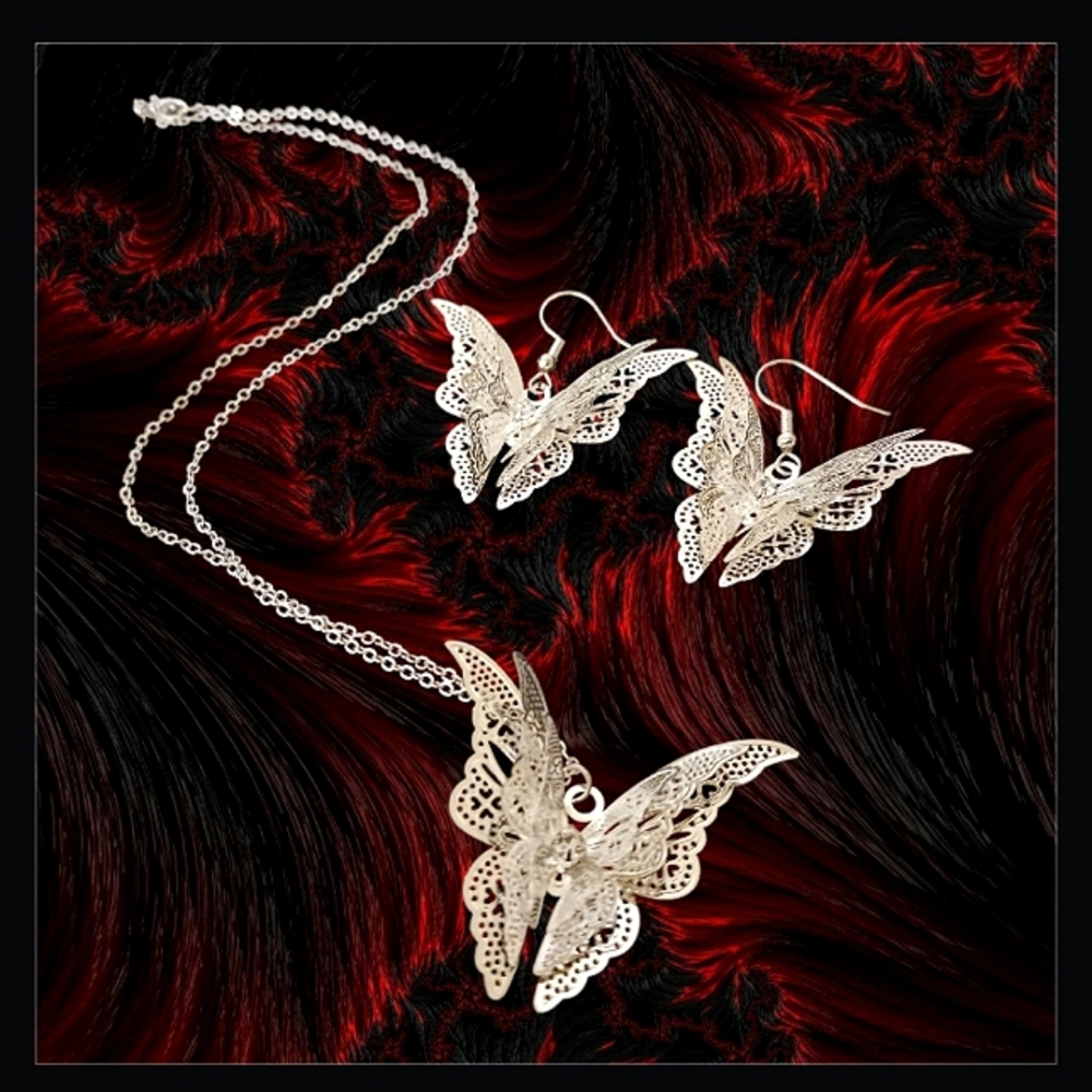 Butterfly Necklace Set